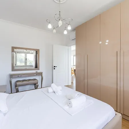 Currila Seafront By Ps Apartament *