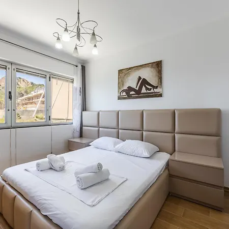 Currila Seafront By Ps Apartament Durrës
