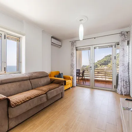 Currila Seafront By Ps *