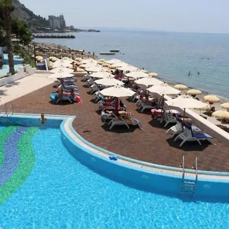 Currila Seafront By Ps Appartement