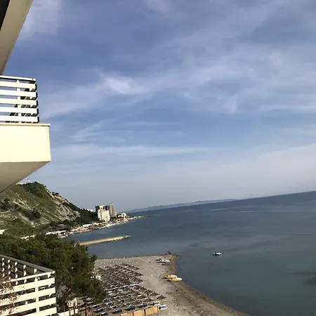 Apartment Currila *